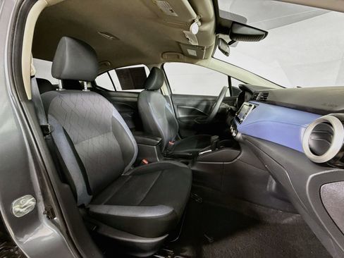 Used 2023 Nissan Versa SV FWD image 33