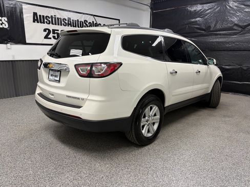Used 2014 Chevrolet Traverse LT AWD/4WD image 3