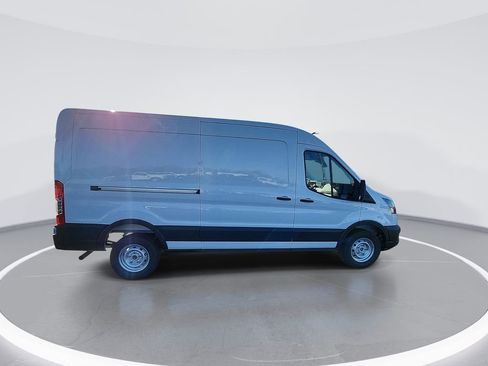 New 2026 Ford Transit 250 148 Medium Roof image 9