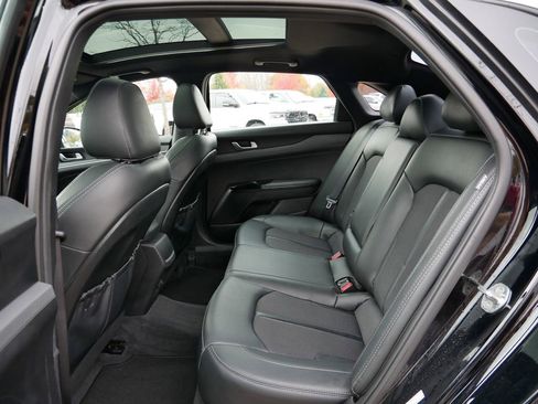 Used 2023 Kia K5 GT-Line image 12