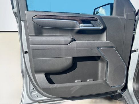 Used 2025 GMC Sierra 1500 Elevation RWD image 38