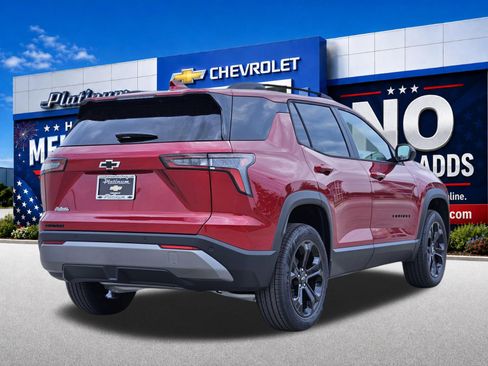 New 2026 Chevrolet Equinox LT w/ Convenience Package II FWD image 5