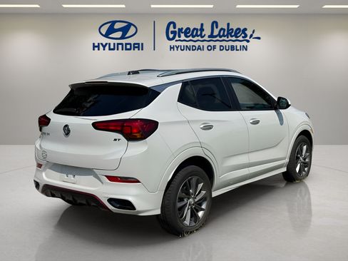 Used 2022 Buick Encore GX Select w/ Sport Touring Package AWD/4WD image 5