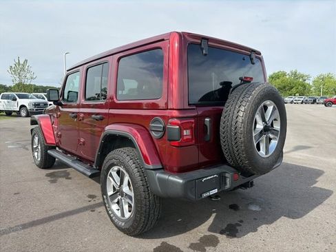 Used 2021 Jeep Wrangler Unlimited Sahara w/ Uconnect 4C Nav & Sound Group AWD/4WD image 12