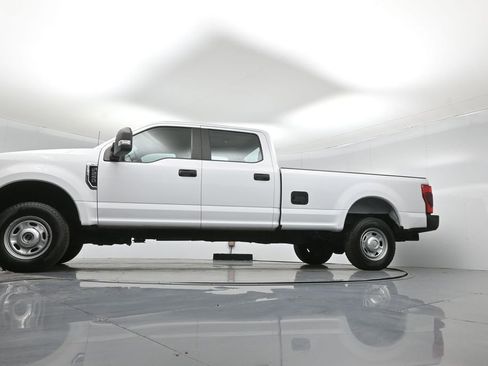 Certified 2022 Ford F250 XL w/ Power Equipment Group image 50