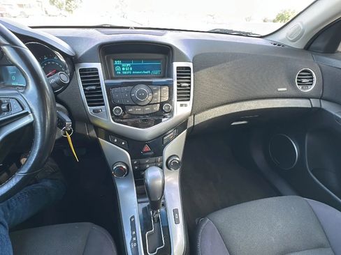 Used 2012 Chevrolet Cruze LT w/ All-Star Edition image 12