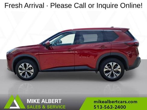 Used 2021 Nissan Rogue SV image 4
