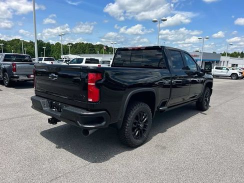 New 2026 Chevrolet Silverado 2500 High Country w/ Midnight Edition AWD/4WD image 3
