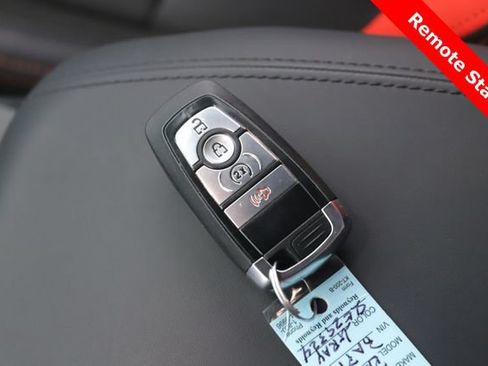 Used 2025 Ford Ranger Raptor AWD/4WD image 3