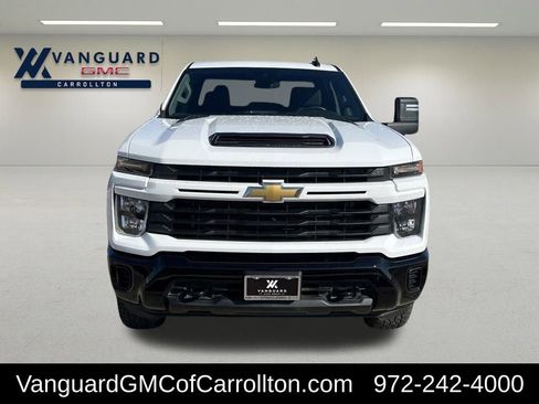 Used 2025 Chevrolet Silverado 2500 Custom w/ Custom Convenience Package image 8
