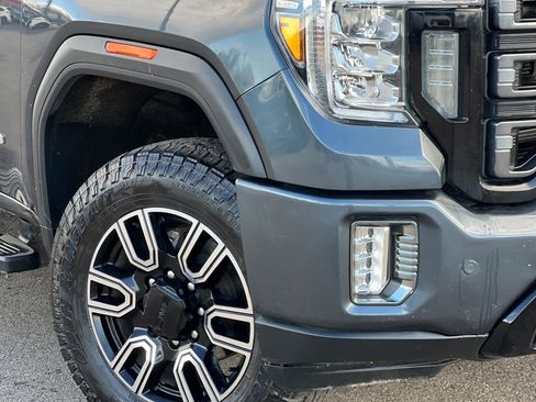 Used 2020 GMC Sierra 2500 AT4 w/ AT4 Premium Package AWD/4WD image 30