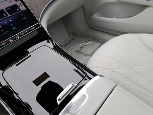 Certified 2023 Mercedes-Benz EQE 350+ Sedan image 28