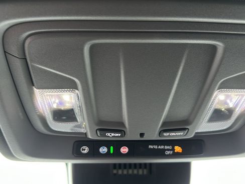 Used 2024 GMC Sierra 2500 Pro w/ Convenience Package image 33