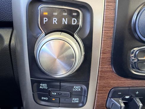 Used 2015 RAM 1500 Laramie w/ Convenience Group AWD/4WD image 14