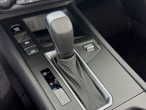 New 2026 Nissan Kicks SV image 15