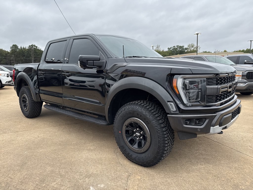 Used 2022 Ford F150 Raptor w/ Equipment Group 801A High AWD/4WD image 3