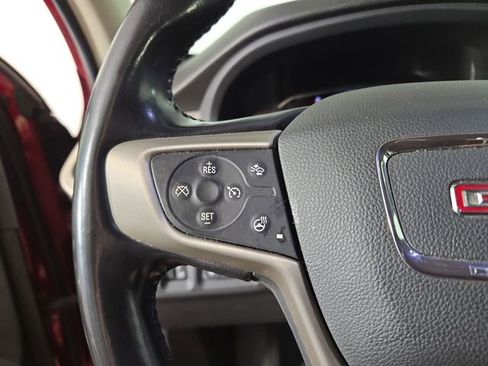 Used 2021 GMC Acadia Denali w/ Denali Ultimate Package image 24