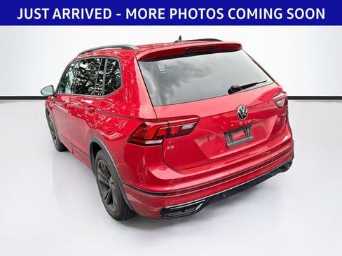 Used 2024 Volkswagen Tiguan SE R-Line AWD/4WD image 6