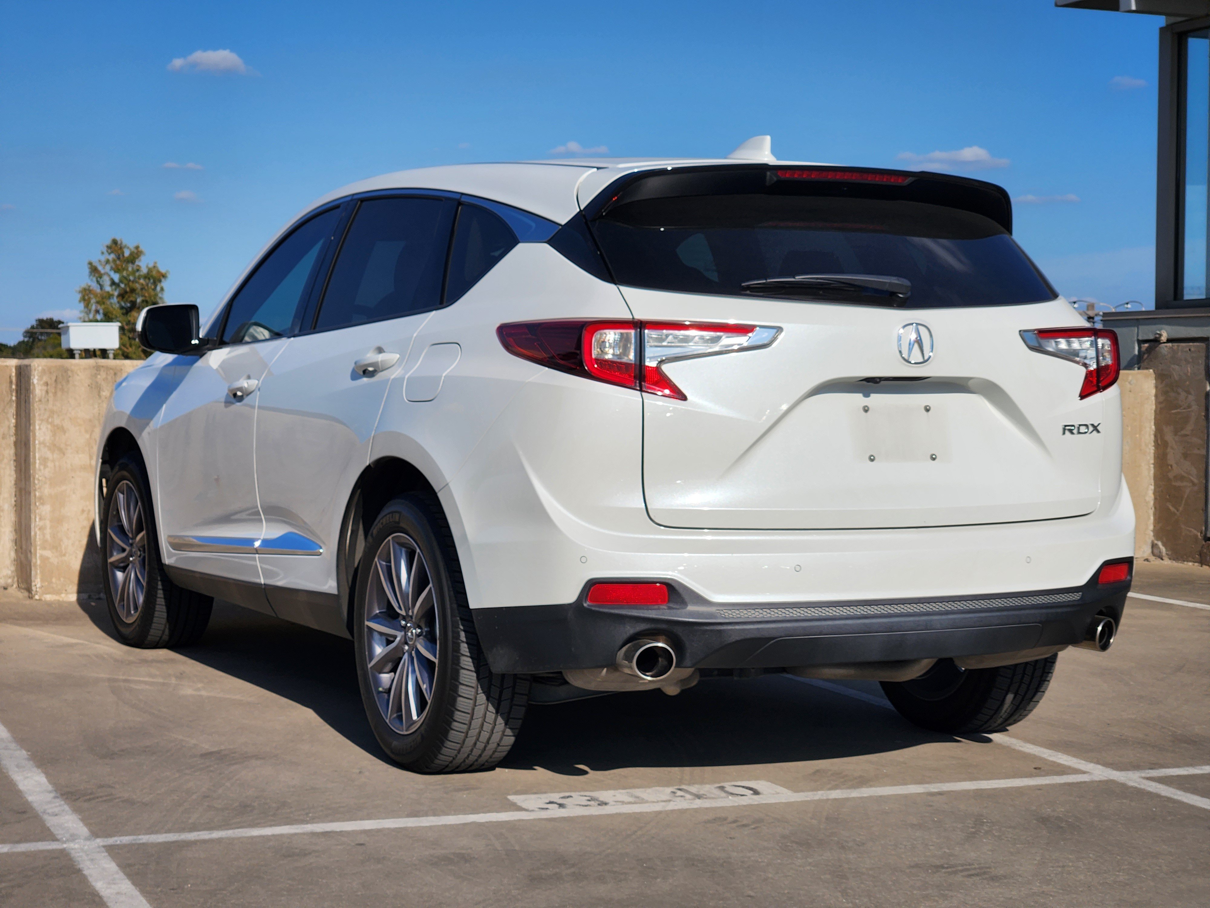 Used 2021 Acura RDX w/ Technology Package FWD image 3