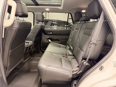 Used 2024 Toyota Sequoia Limited image 16