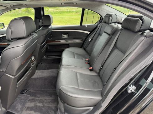 Used 2007 BMW 760Li image 25
