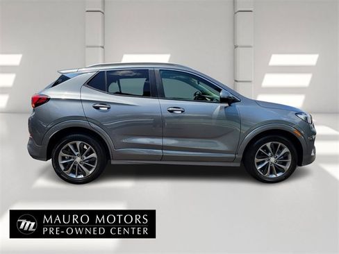 Used 2022 Buick Encore GX Select w/ Sport Touring Package image 2