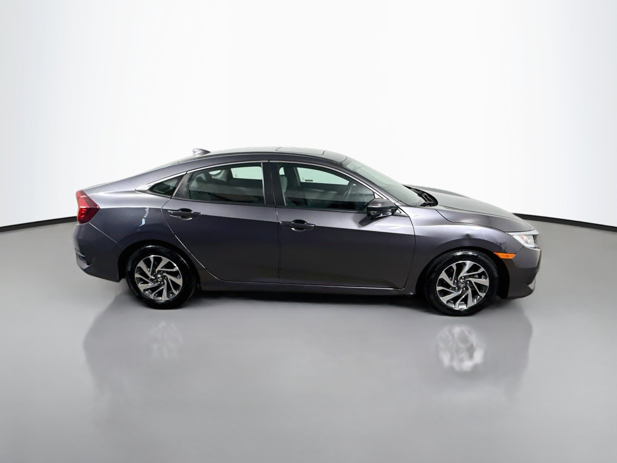 Used 2018 Honda Civic EX image 8