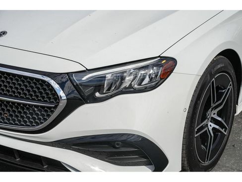 Certified 2024 Mercedes-Benz E 350 4MATIC Sedan image 8