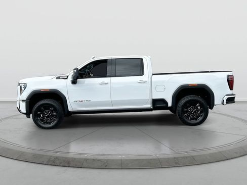 Used 2024 GMC Sierra 2500 AT4 w/ AT4 Premium Plus Package AWD/4WD image 5