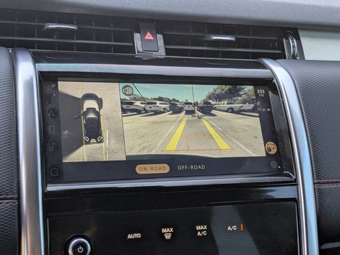 Used 2021 Land Rover Discovery Sport SE R-Dynamic image 35