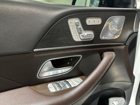 Used 2020 Mercedes-Benz GLS 580 4MATIC image 43