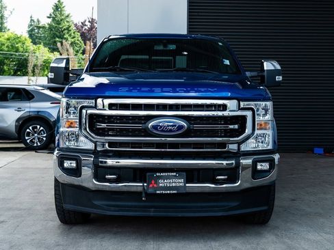 Used 2022 Ford F350 Lariat w/ Chrome Package image 2