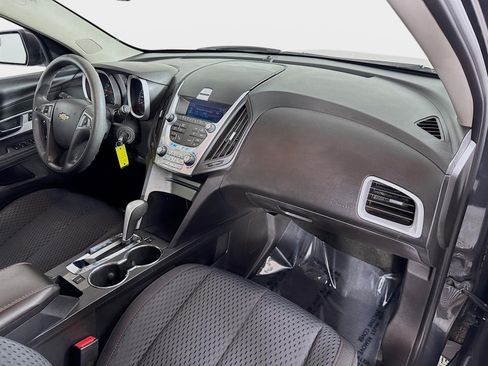 Used 2012 Chevrolet Equinox LS FWD image 24