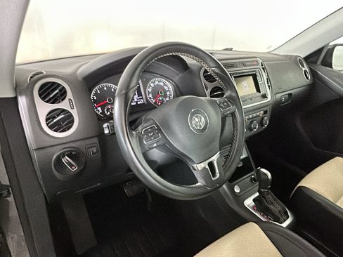 Used 2016 Volkswagen Tiguan S AWD/4WD image 17