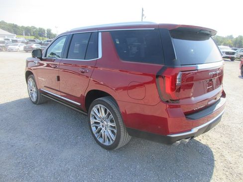 New 2026 GMC Yukon Denali w/ Denali Reserve Package AWD/4WD image 6