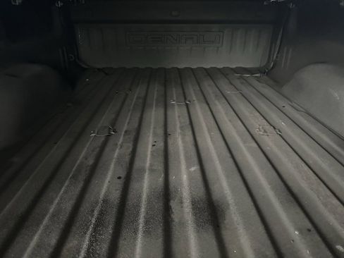 Used 2018 GMC Sierra 2500 Denali w/ Duramax Plus Package image 15