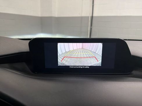 Used 2023 MAZDA MAZDA3 s FWD image 22