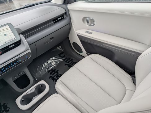 Certified 2024 Hyundai Ioniq 5 Limited AWD/4WD image 11