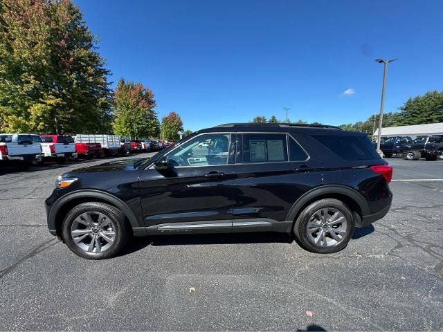 Certified 2023 Ford Explorer XLT w/ Equipment Group 202A AWD/4WD image 2