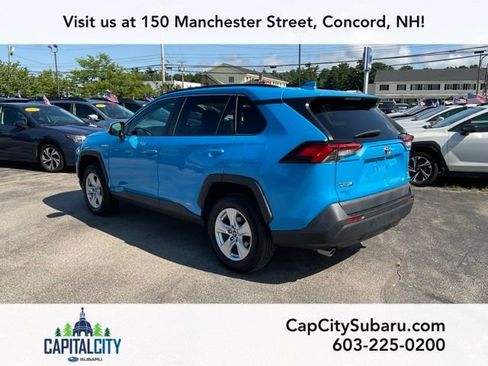 Used 2019 Toyota RAV4 LE AWD/4WD image 4