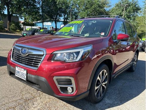 Used 2020 Subaru Forester Limited w/ Popular Package #3 AWD/4WD image 3