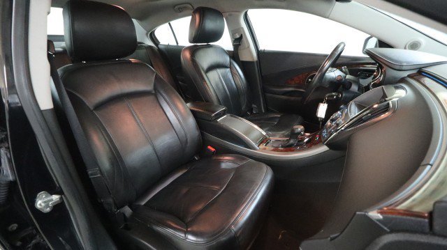 Used 2011 Buick LaCrosse CXL FWD image 12