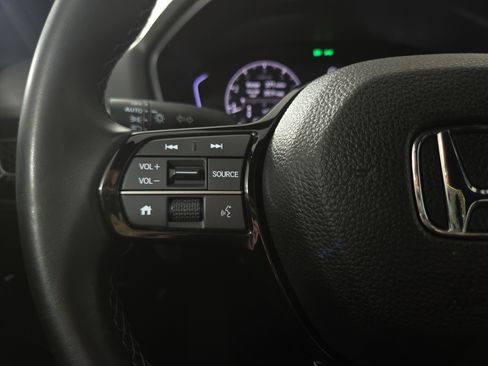 Used 2025 Honda Civic Sport image 16