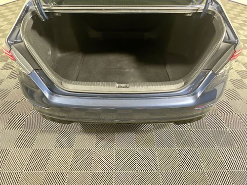 Used 2023 Honda Accord Touring image 31
