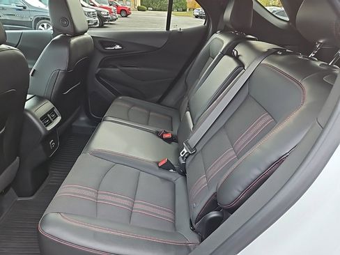 Used 2022 Chevrolet Equinox RS image 24