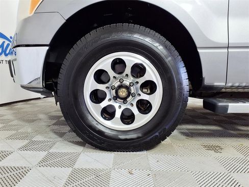 Used 2011 Ford F150 XLT image 8