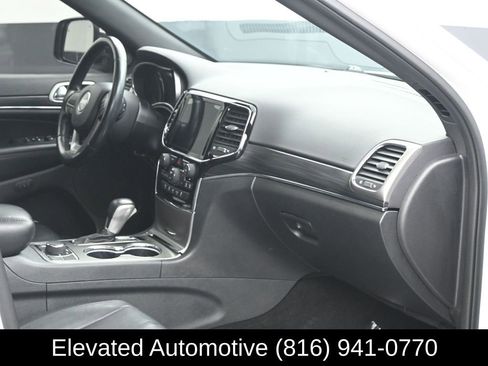 Used 2020 Jeep Grand Cherokee Limited image 6