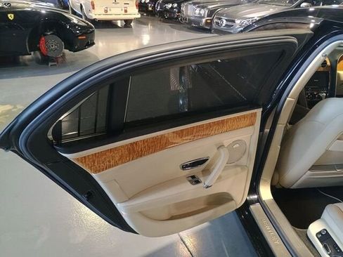 Used 2015 Bentley Flying Spur V8 AWD/4WD image 12