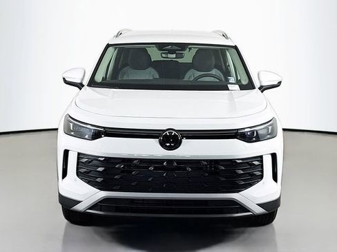 New 2025 Volkswagen Tiguan S image 2