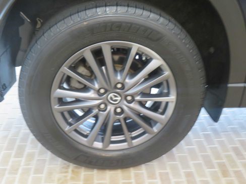 Used 2019 MAZDA CX-5 Touring FWD image 8
